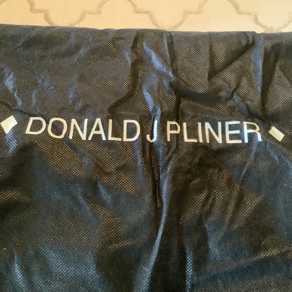 Donald Pliner Handbag - Picture 5 of 6